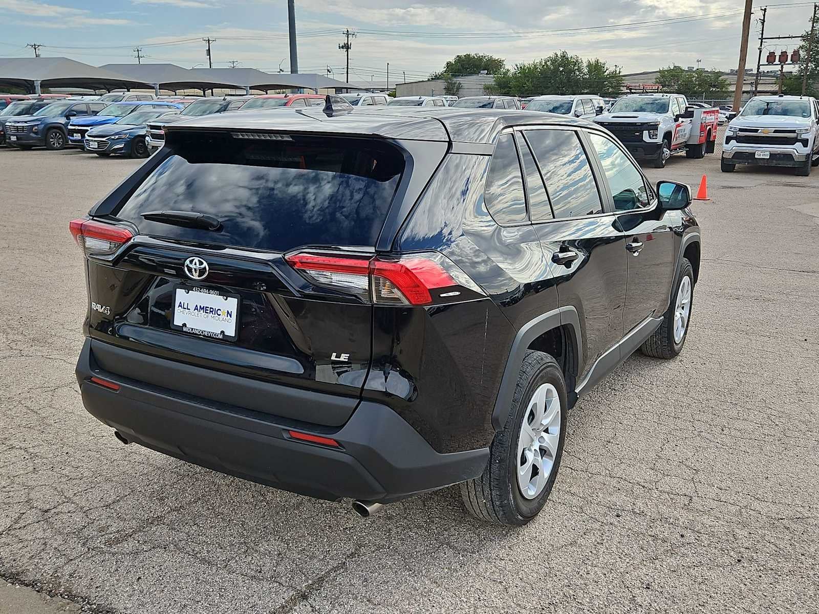 2025 Toyota RAV4 LE