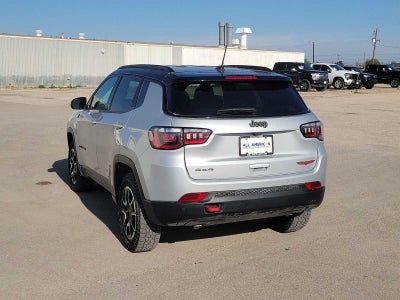 2025 Jeep Compass Trailhawk