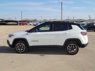 2025 Jeep Compass Trailhawk