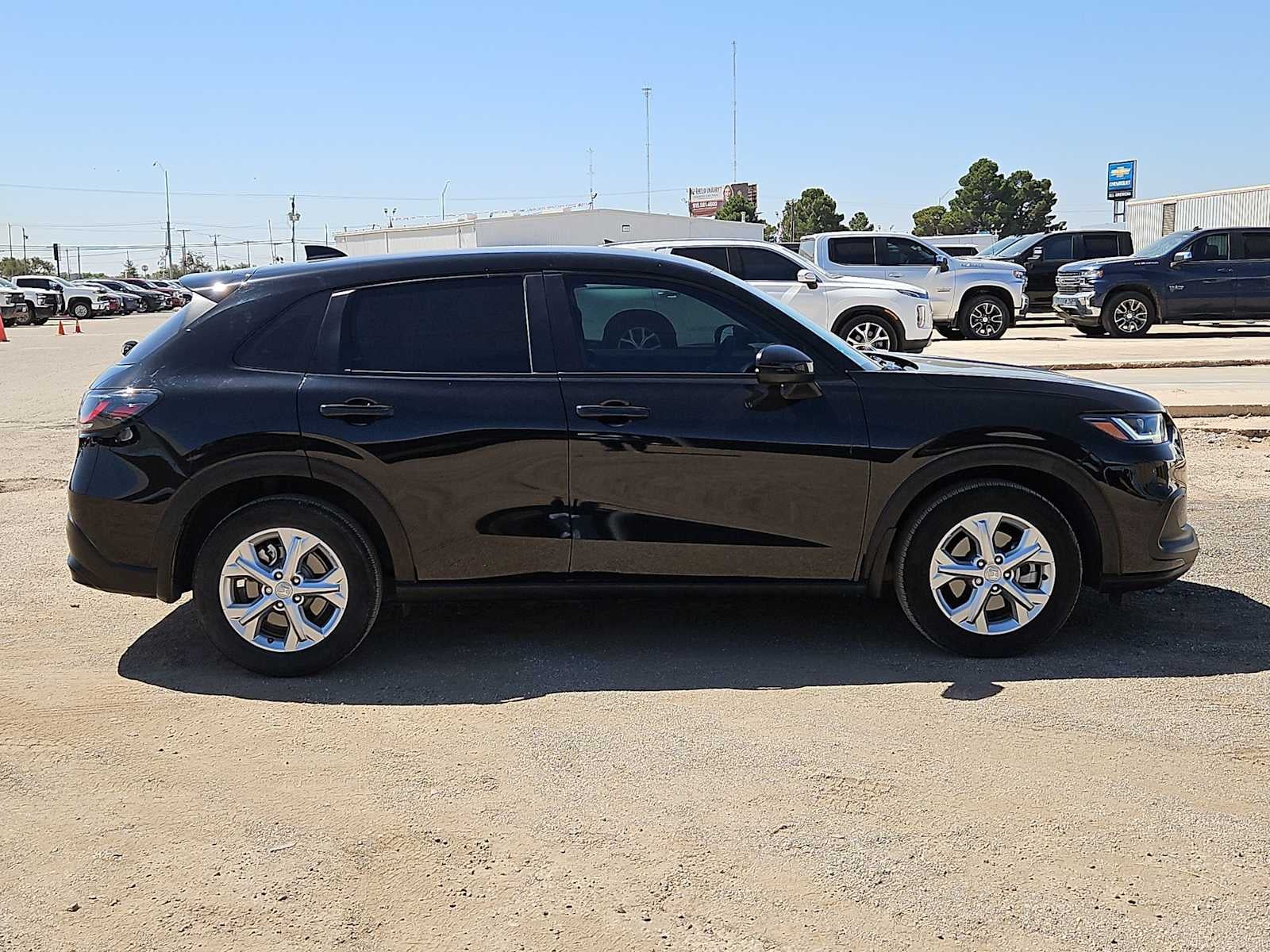2025 Honda HR-V LX