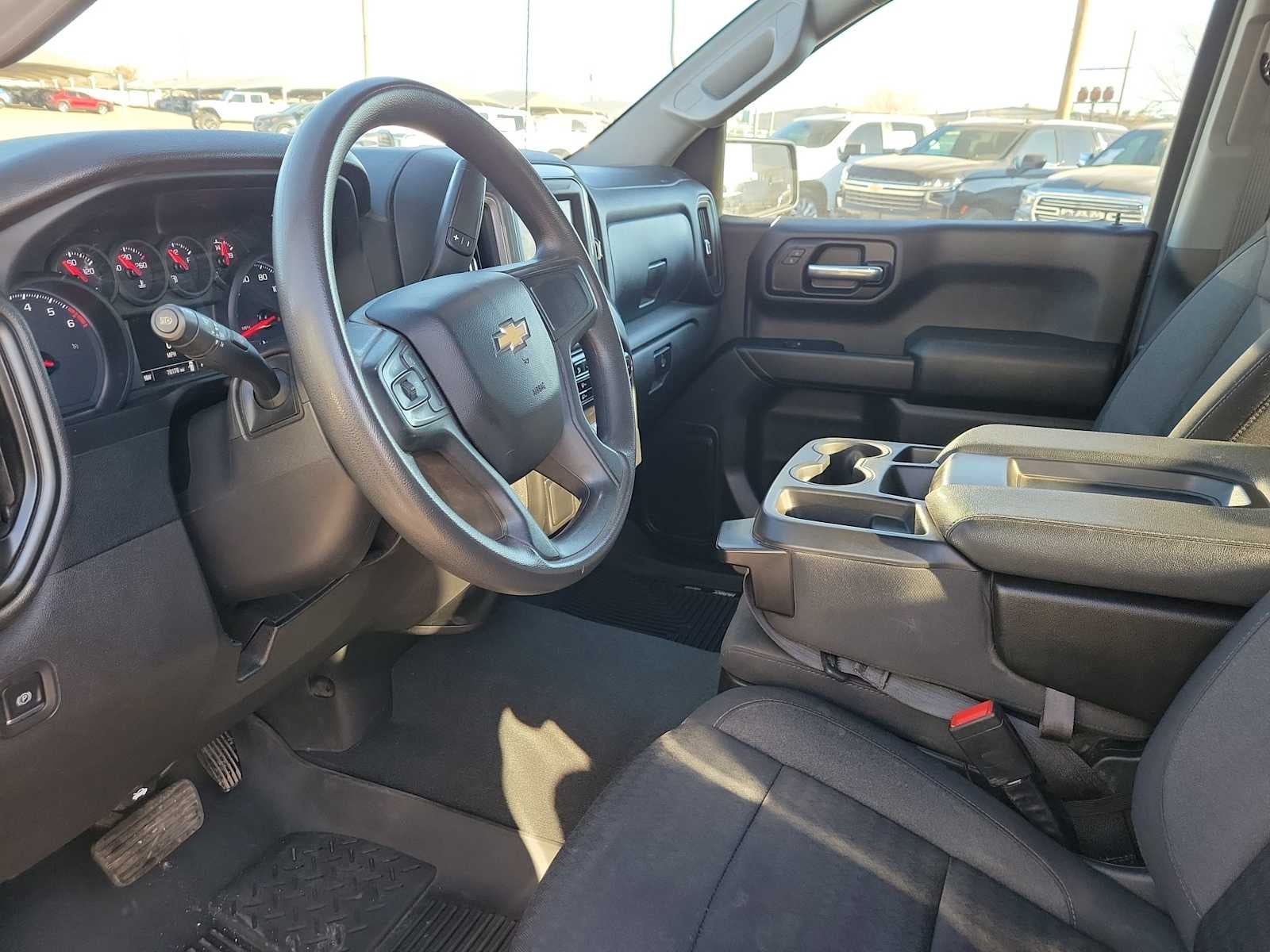 2023 Chevrolet Silverado 1500 Custom