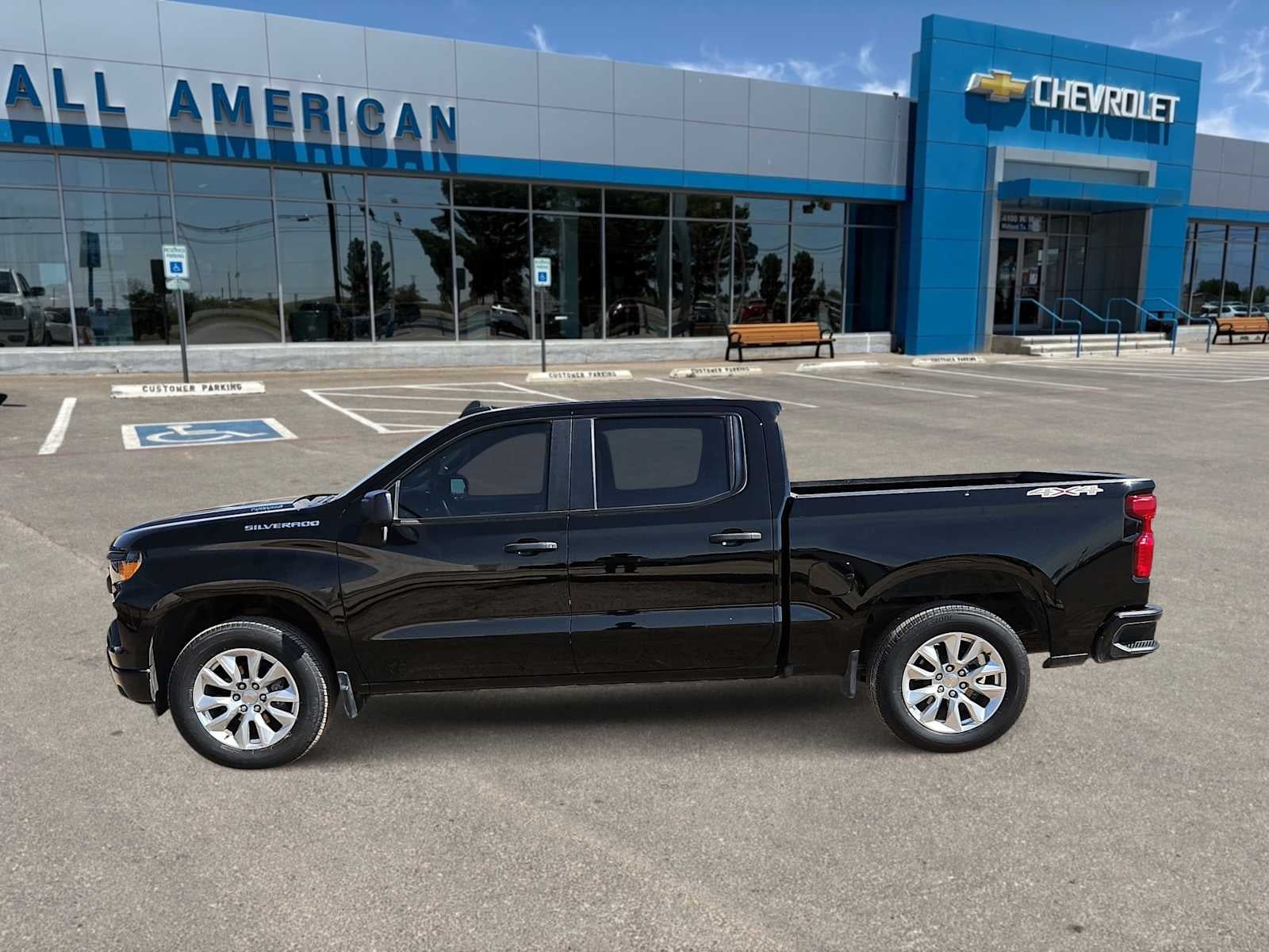 2025 Chevrolet Silverado 1500 Custom