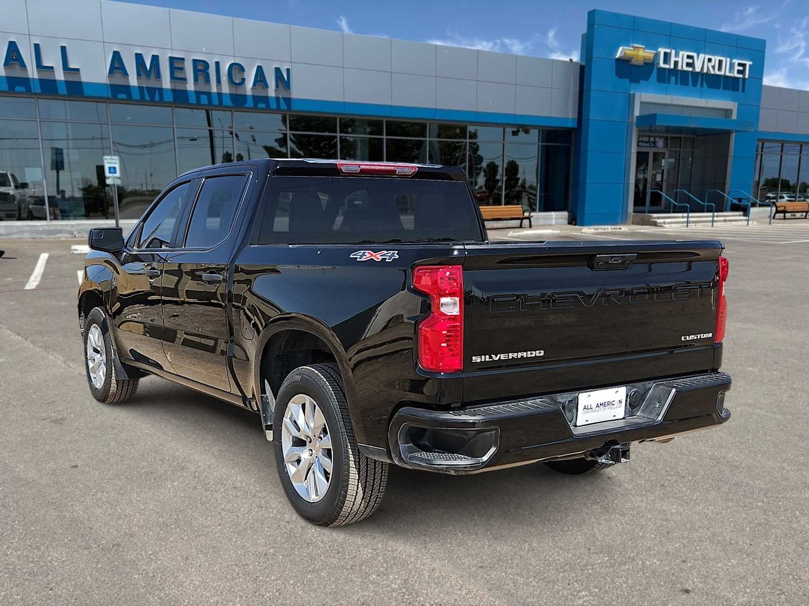 2025 Chevrolet Silverado 1500 Custom