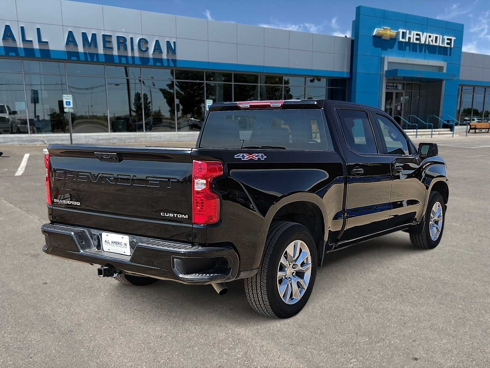 2025 Chevrolet Silverado 1500 Custom