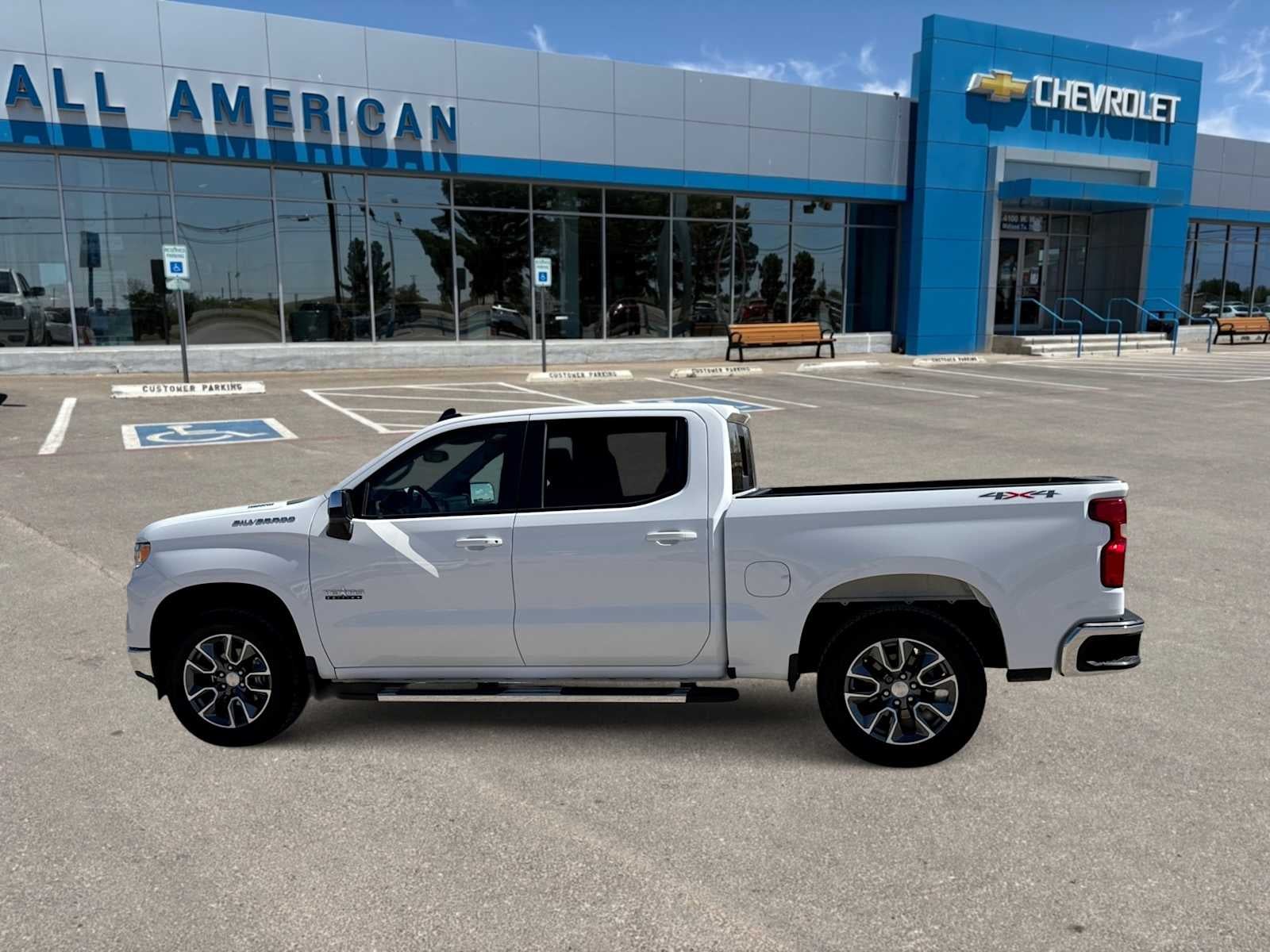 2025 Chevrolet Silverado 1500 LT