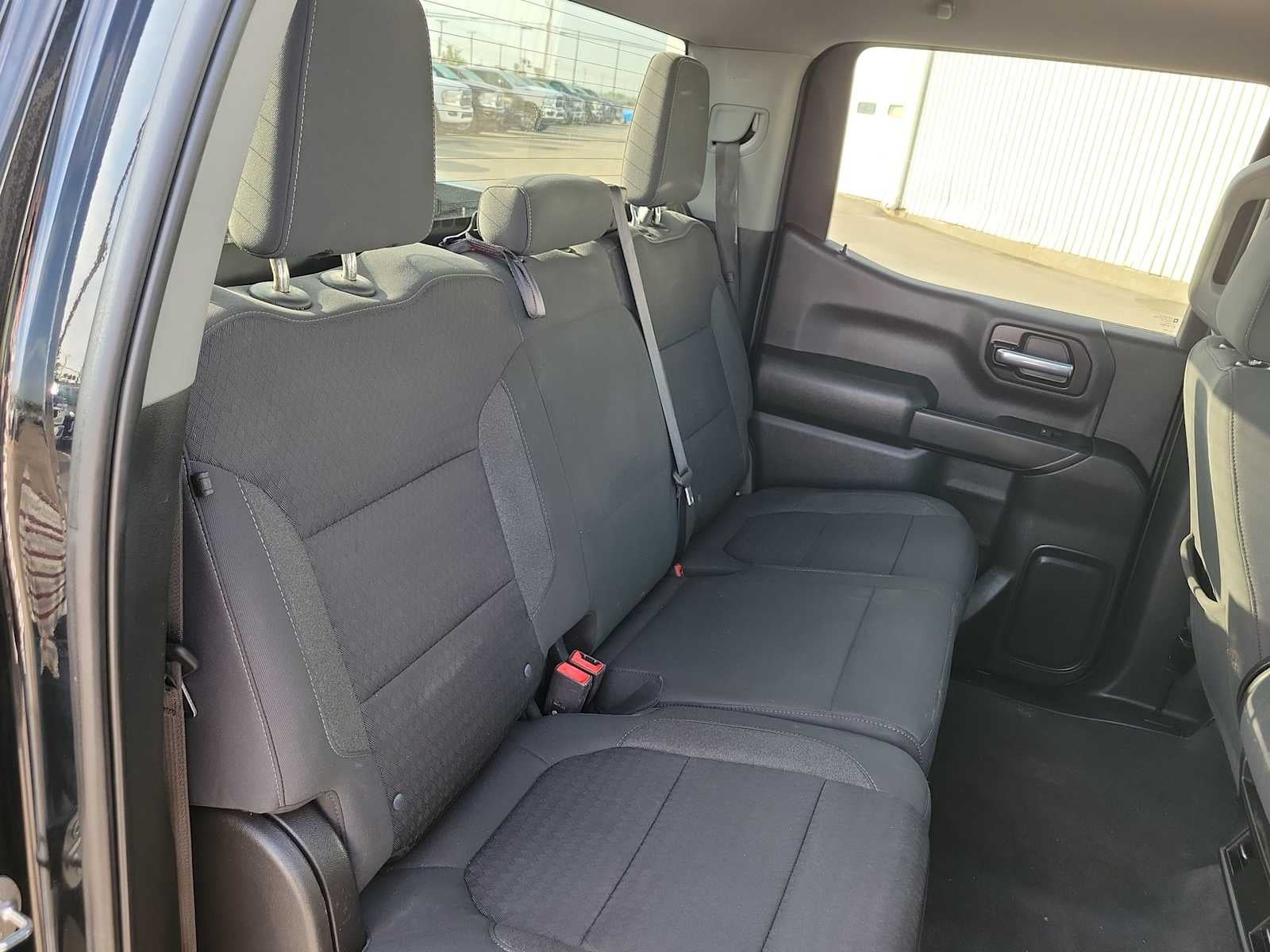 2022 Chevrolet Silverado 1500 LTD Custom