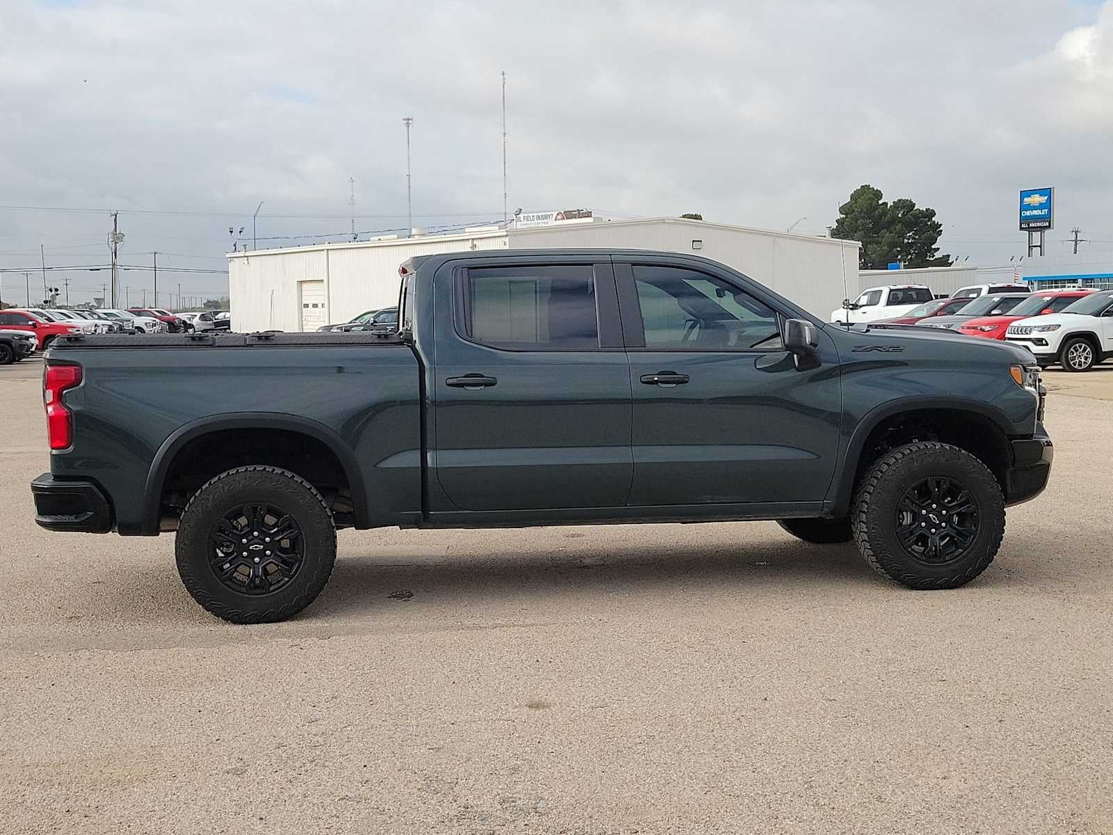 2025 Chevrolet Silverado 1500 ZR2