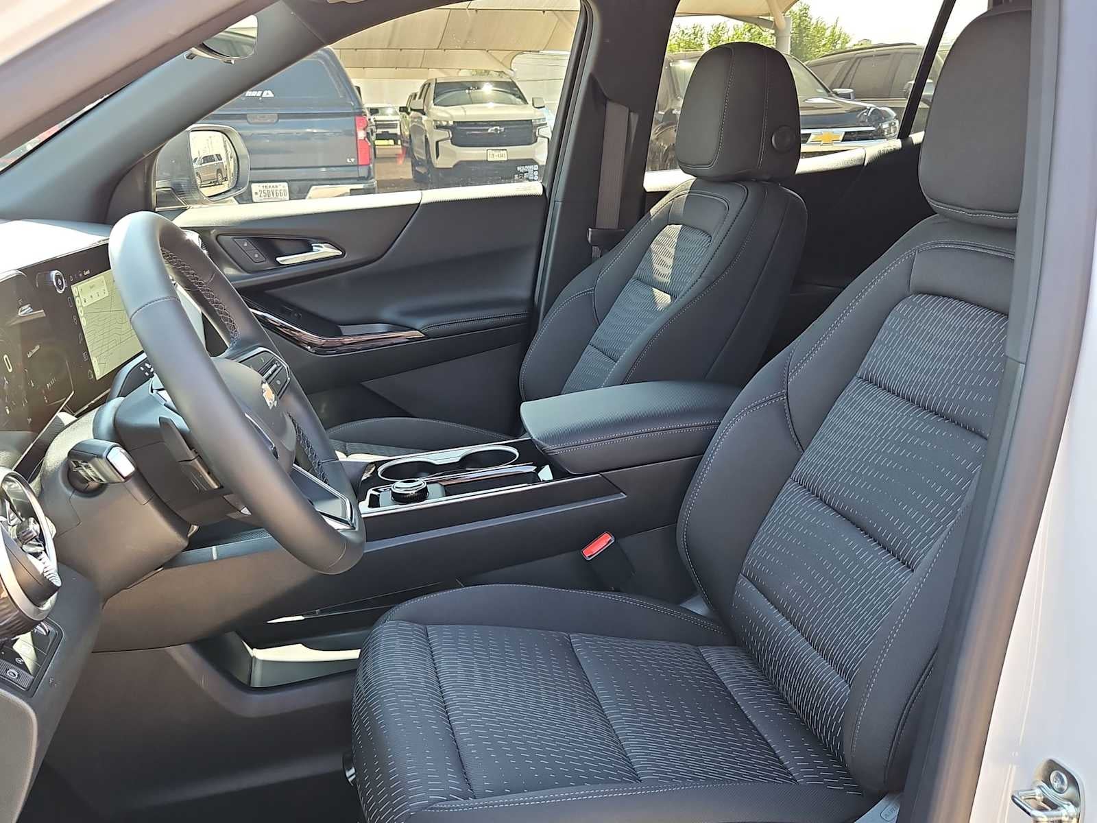 2027 Chevrolet Equinox FWD LT