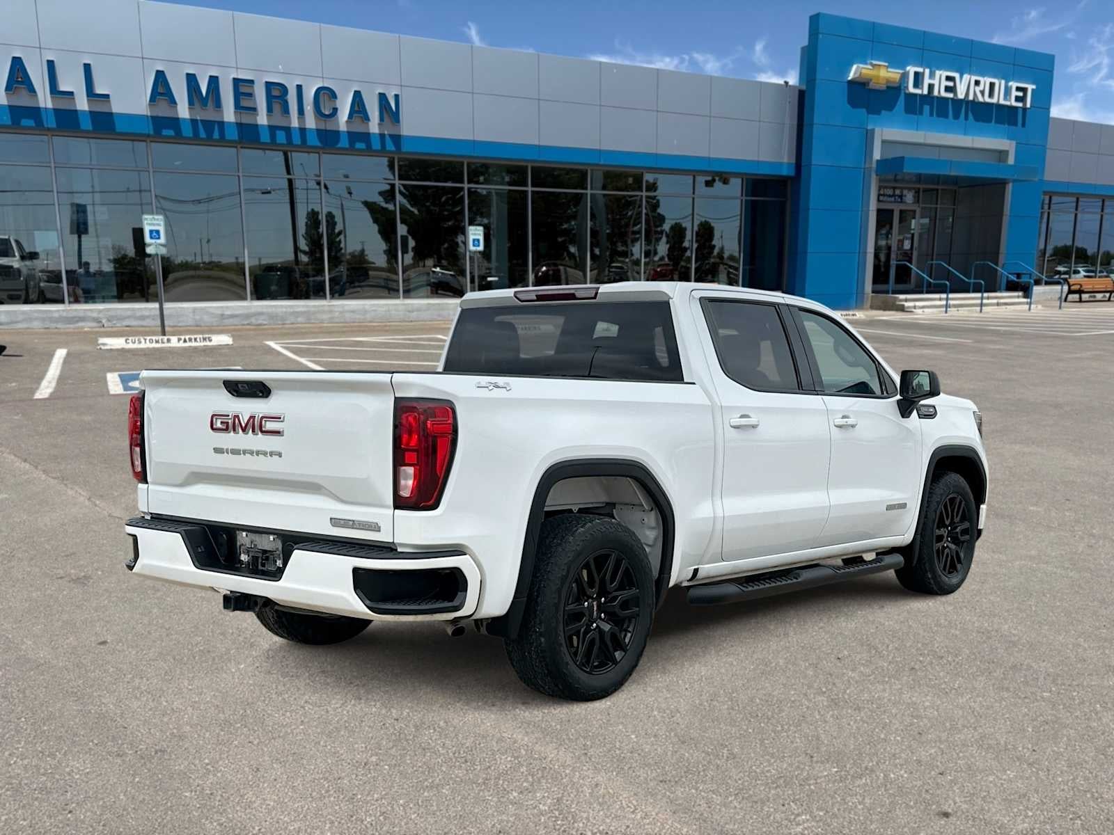2023 GMC Sierra 1500 Elevation