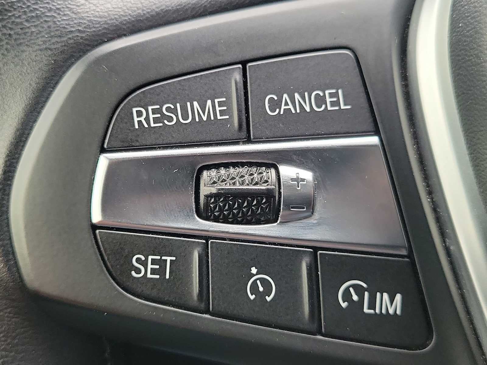 2022 BMW 2 Series 230i