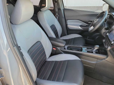 2022 Nissan Kicks SR