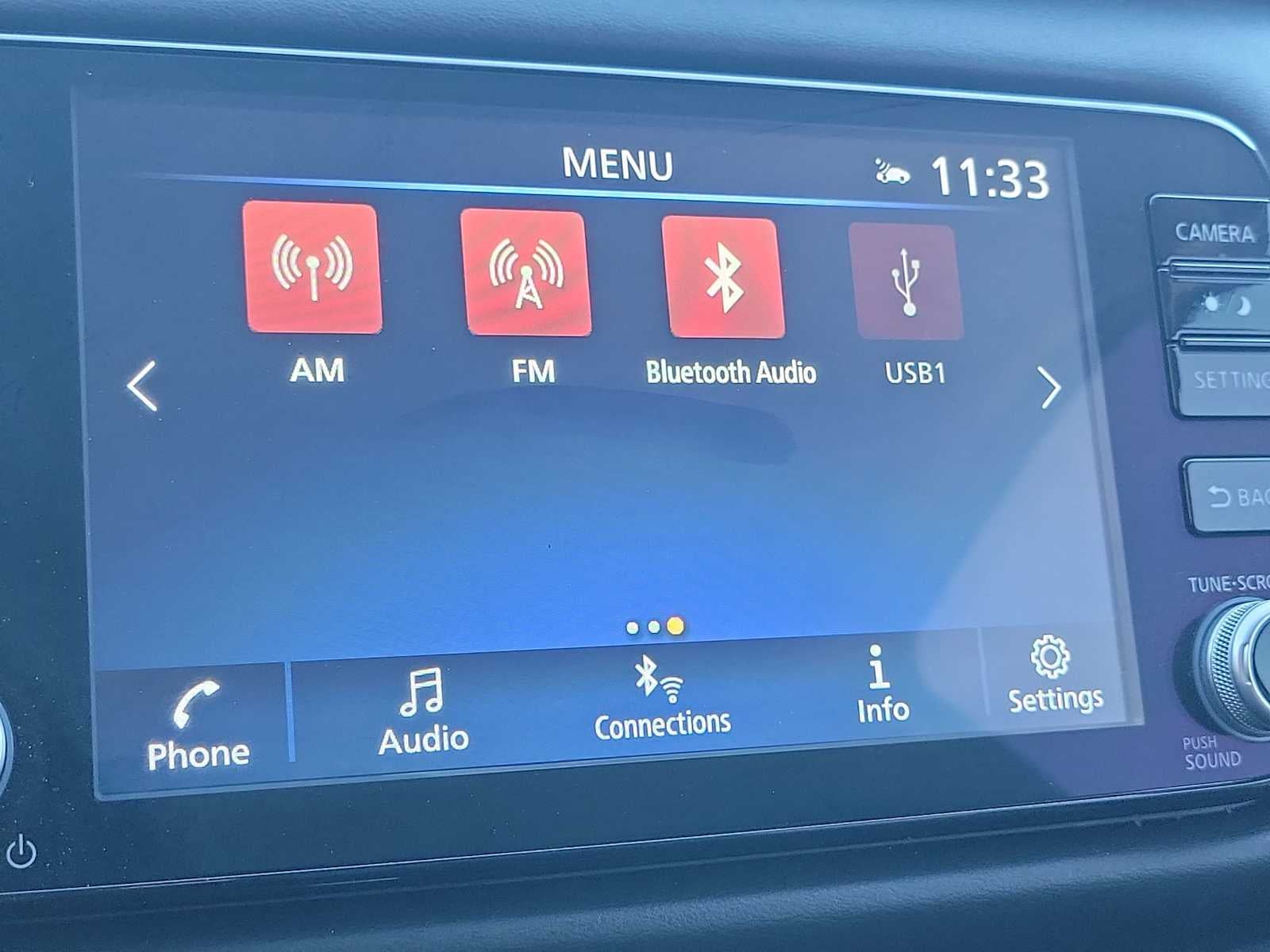 2022 Nissan Kicks SR