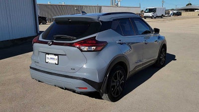 2022 Nissan Kicks SR
