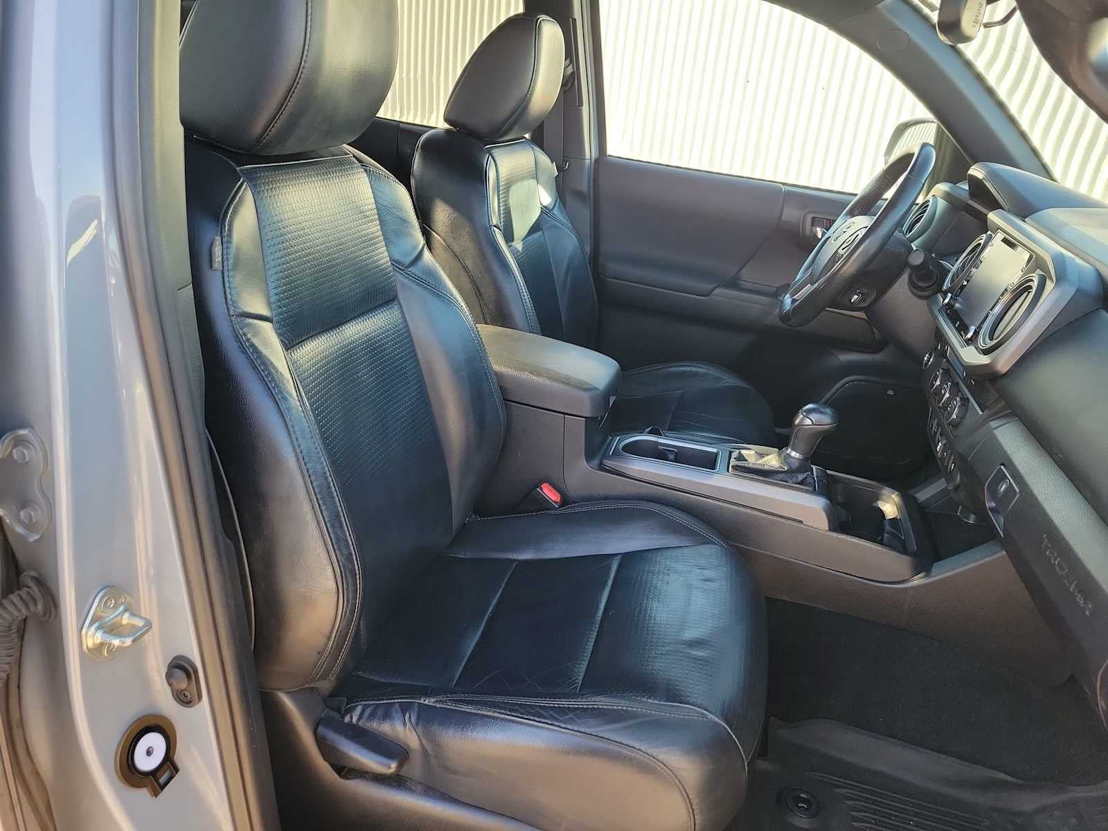 2020 Toyota Tacoma 2WD SR5