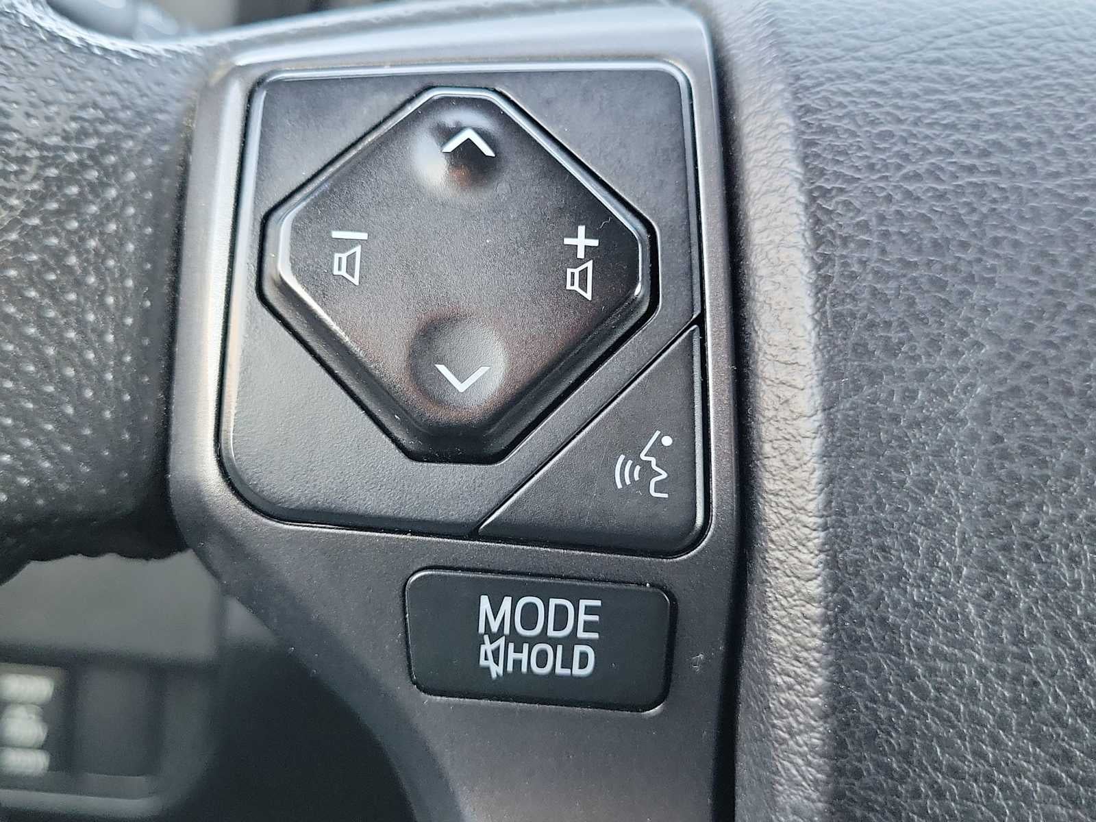 2020 Toyota Tacoma 2WD SR5