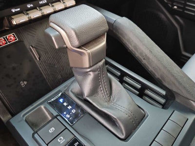 2025 Toyota Tacoma 4WD SR