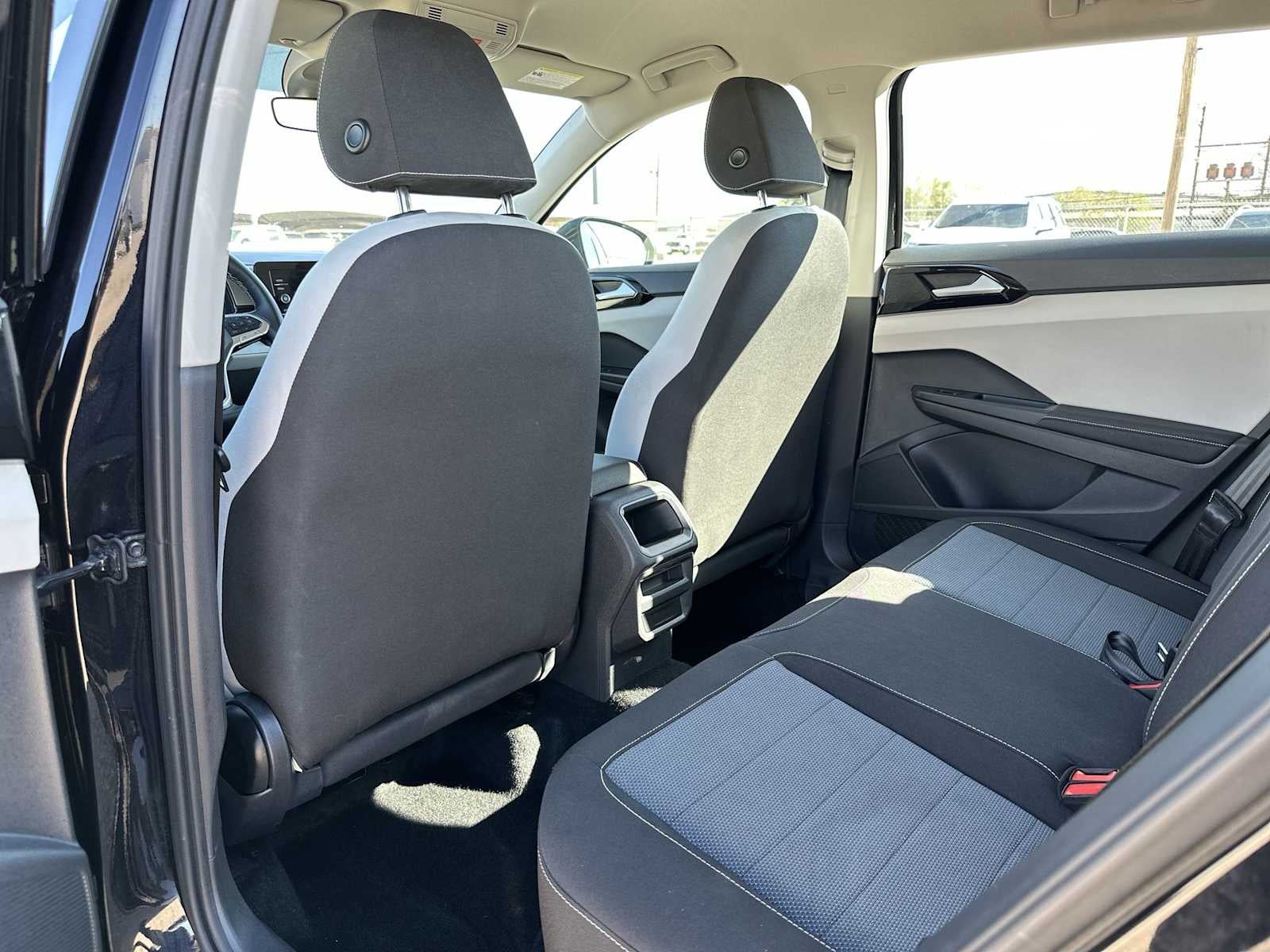 2025 Volkswagen Taos S