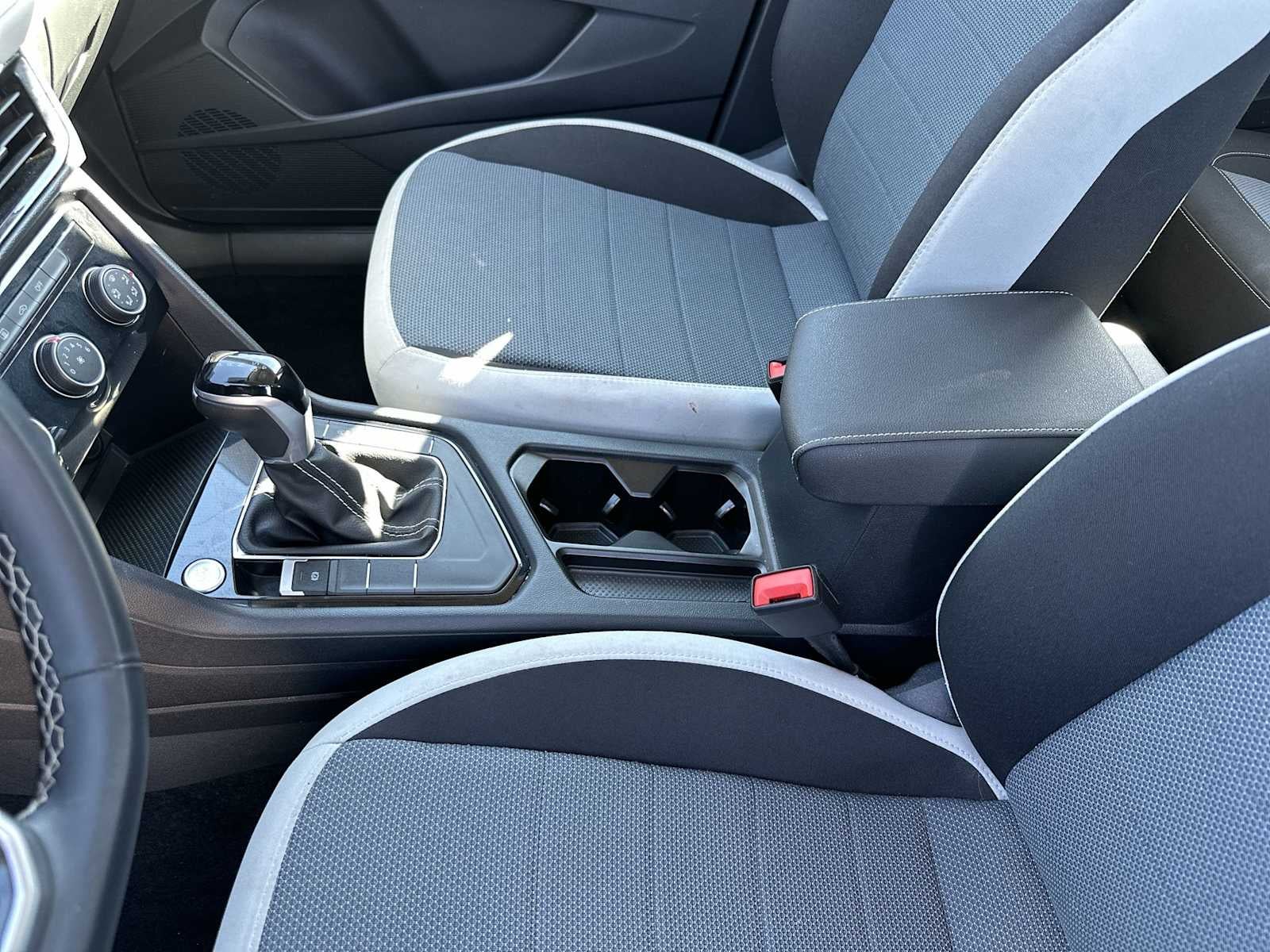 2025 Volkswagen Taos S