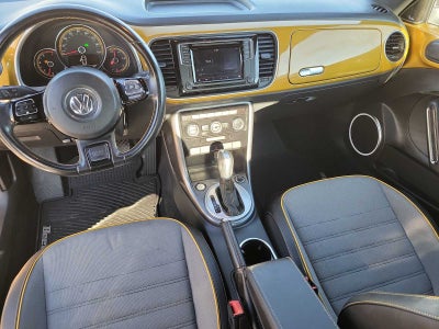 2017 Volkswagen Beetle Convertible 1.8T Dune
