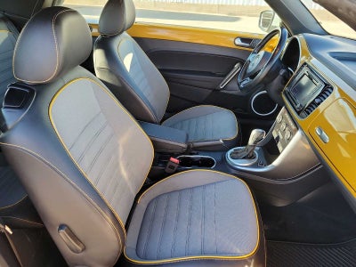 2017 Volkswagen Beetle Convertible 1.8T Dune