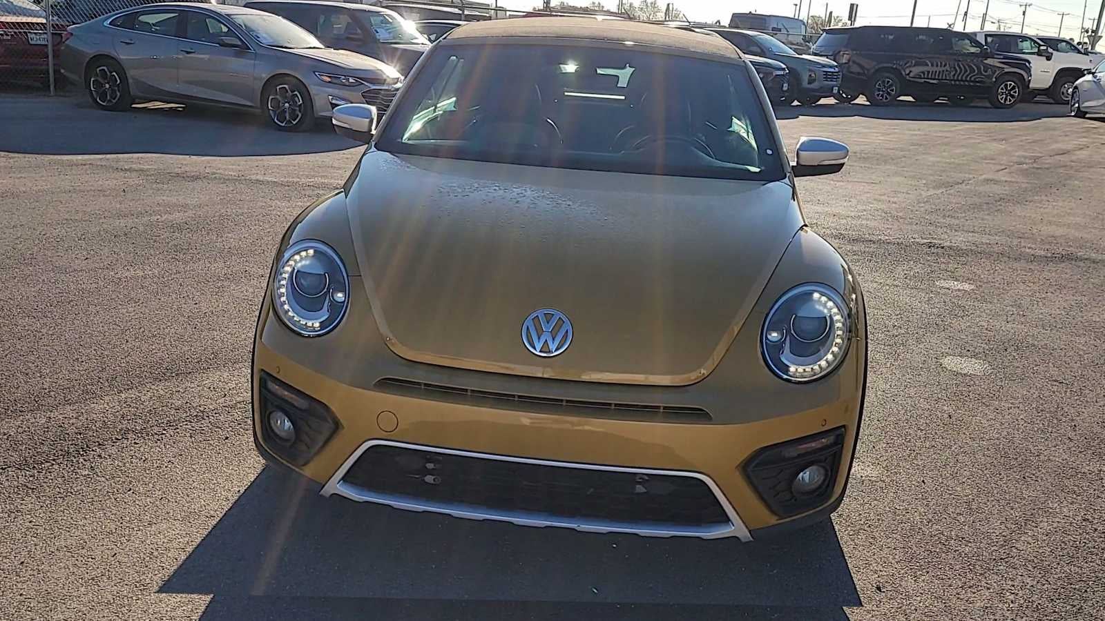 2017 Volkswagen Beetle Convertible 1.8T Dune