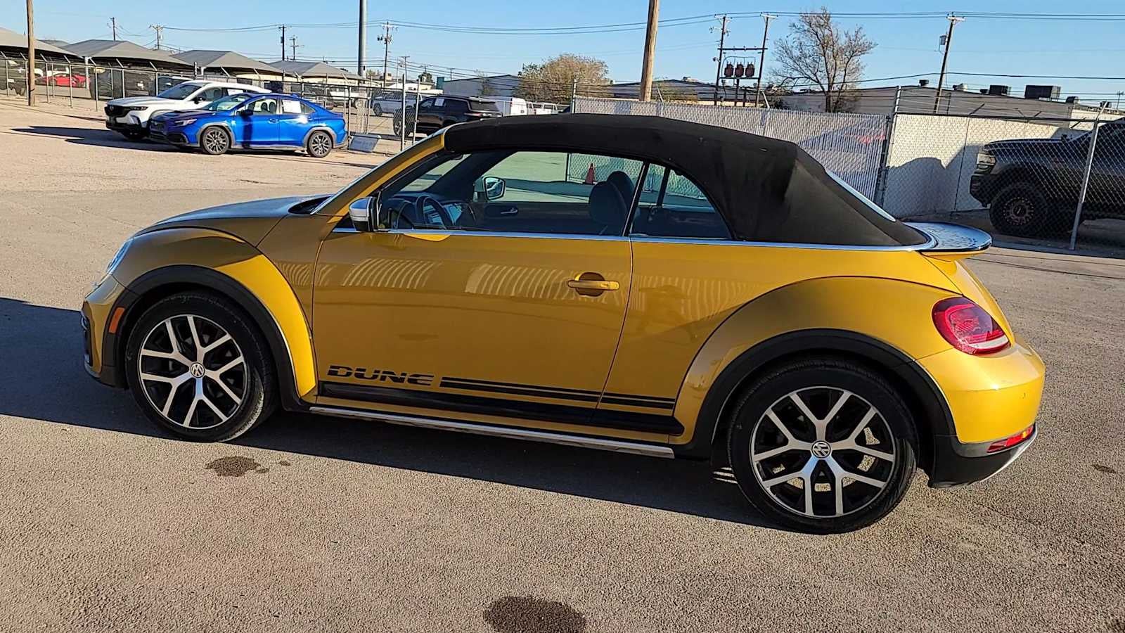 2017 Volkswagen Beetle Convertible 1.8T Dune