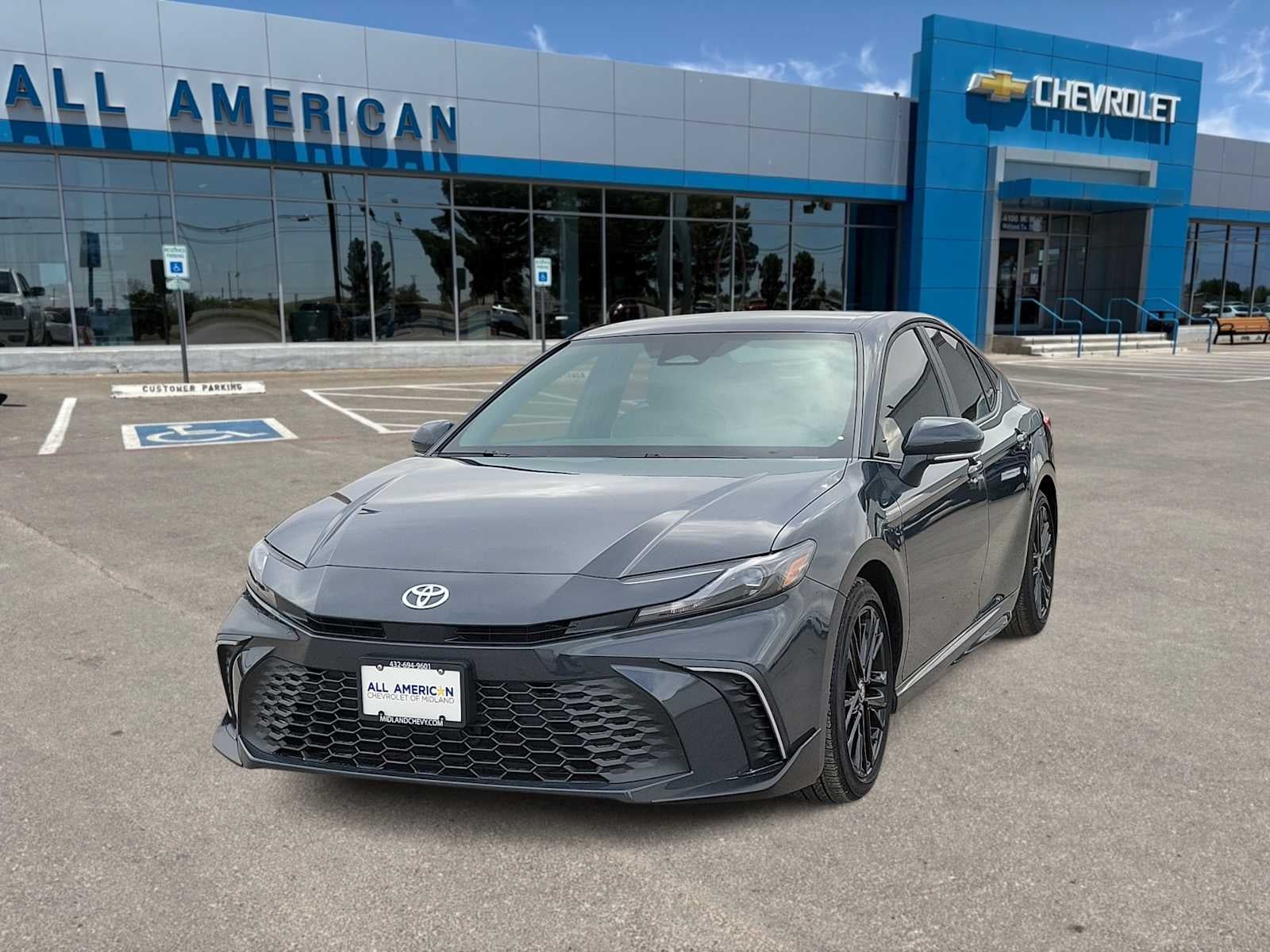 2025 Toyota Camry LE