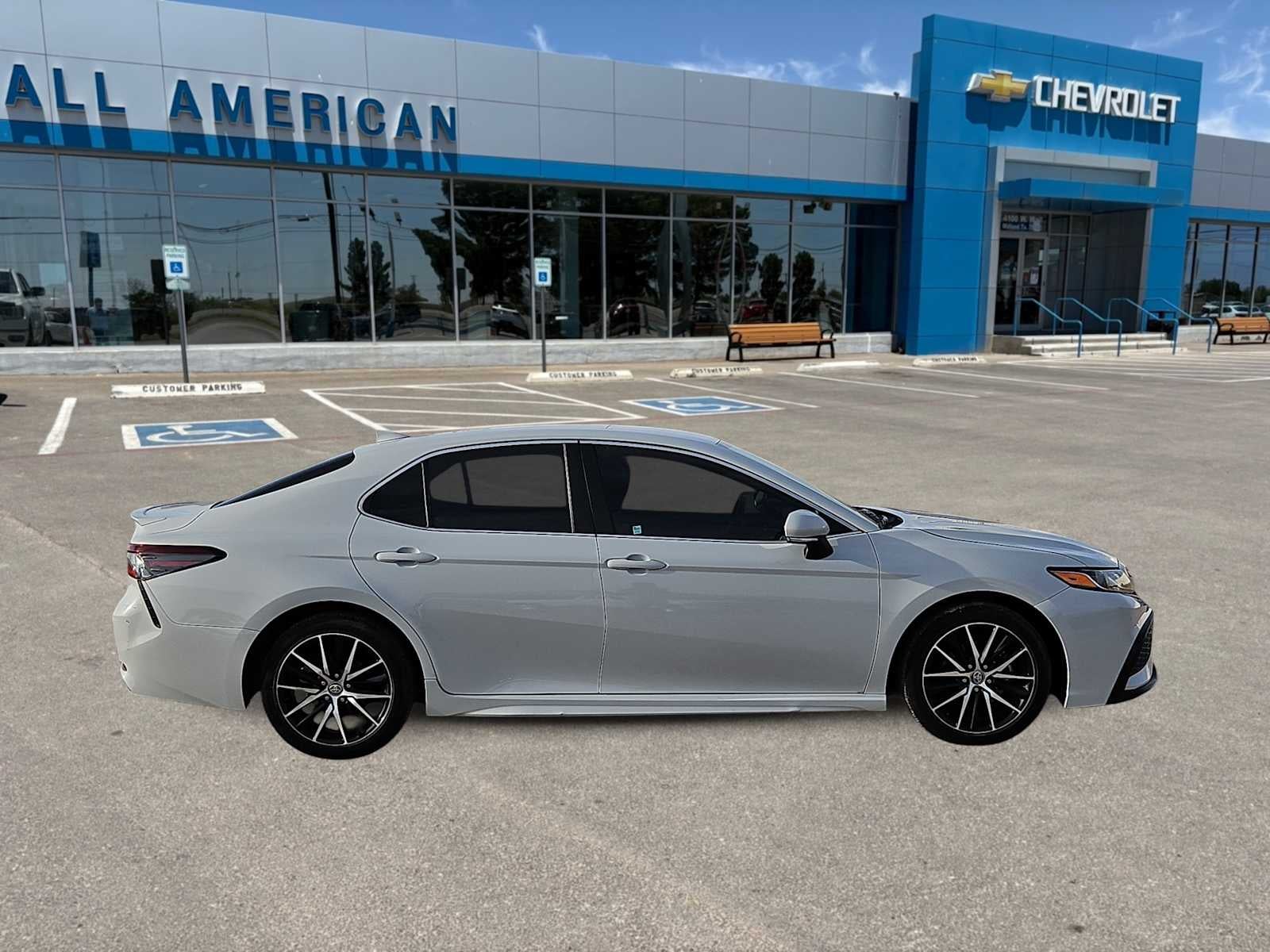 2023 Toyota Camry SE