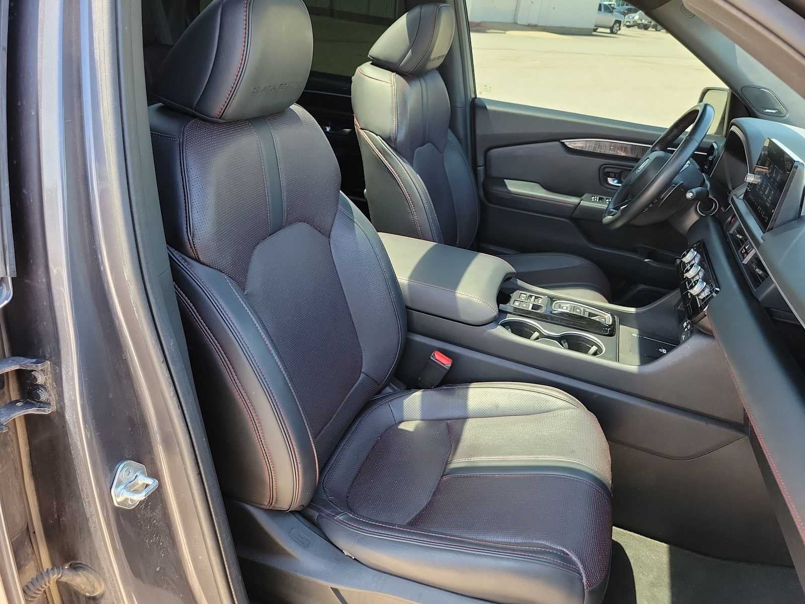 2025 Honda Pilot Black Edition