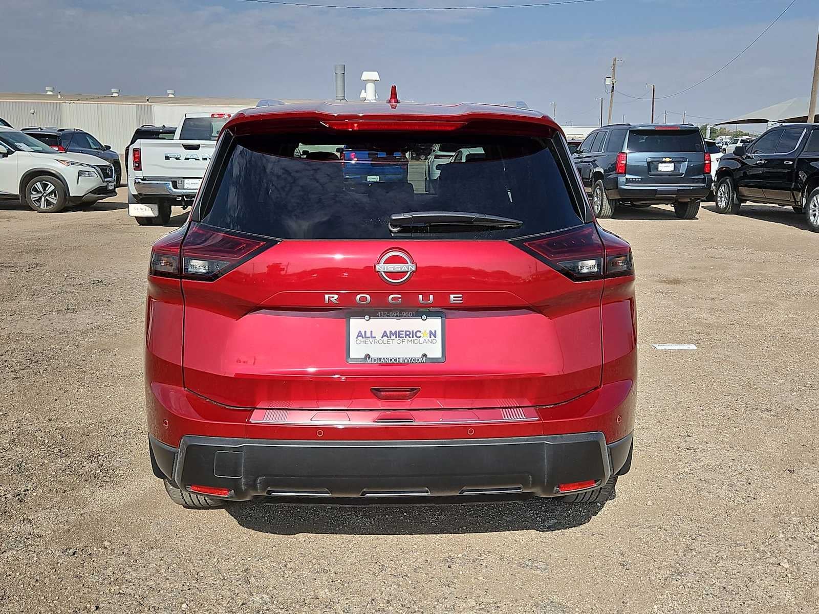 2026 Nissan Rogue SV