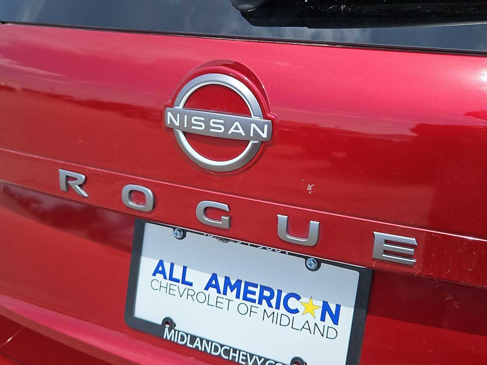 2025 Nissan Rogue SV