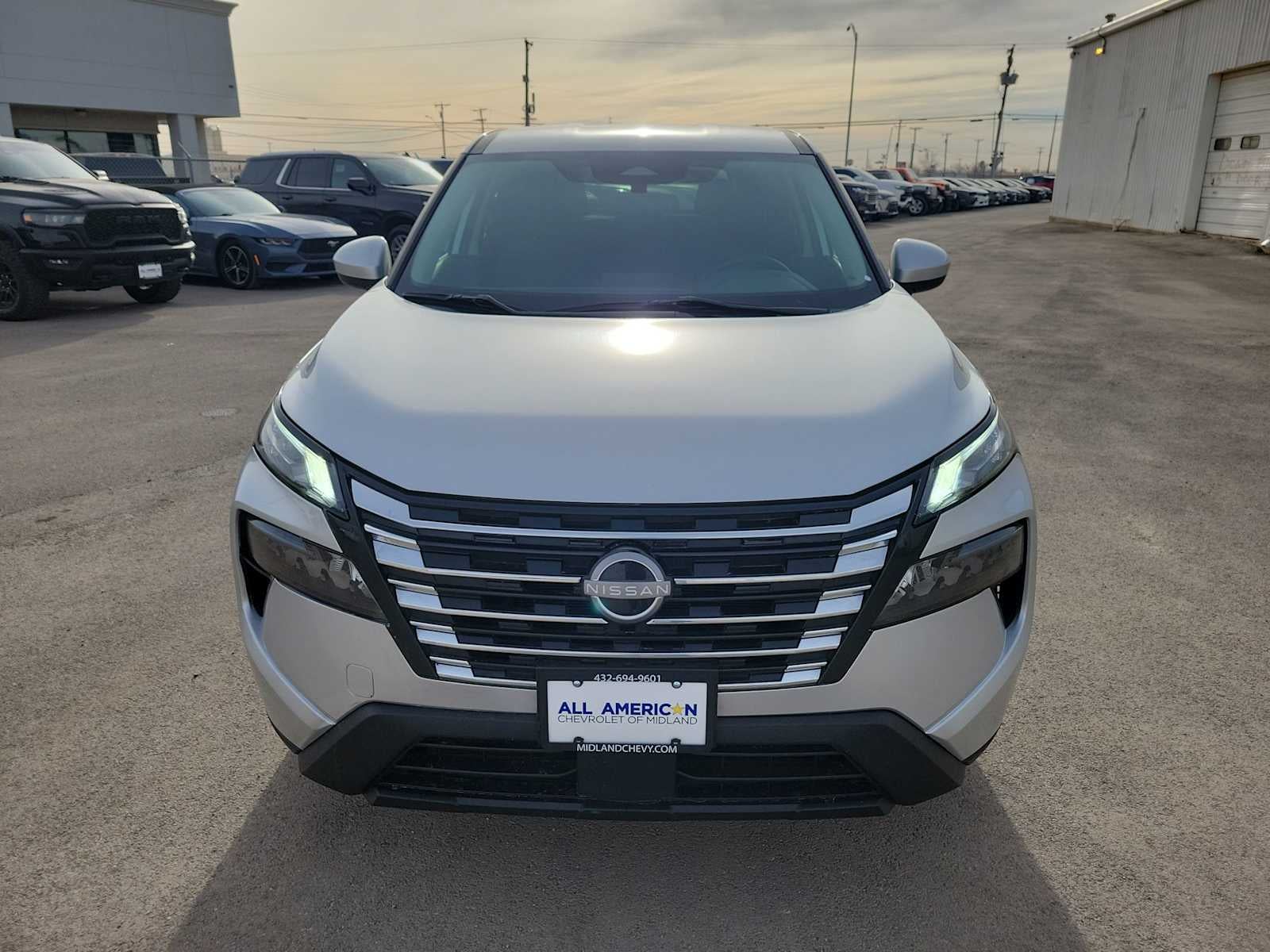 2024 Nissan Rogue SV