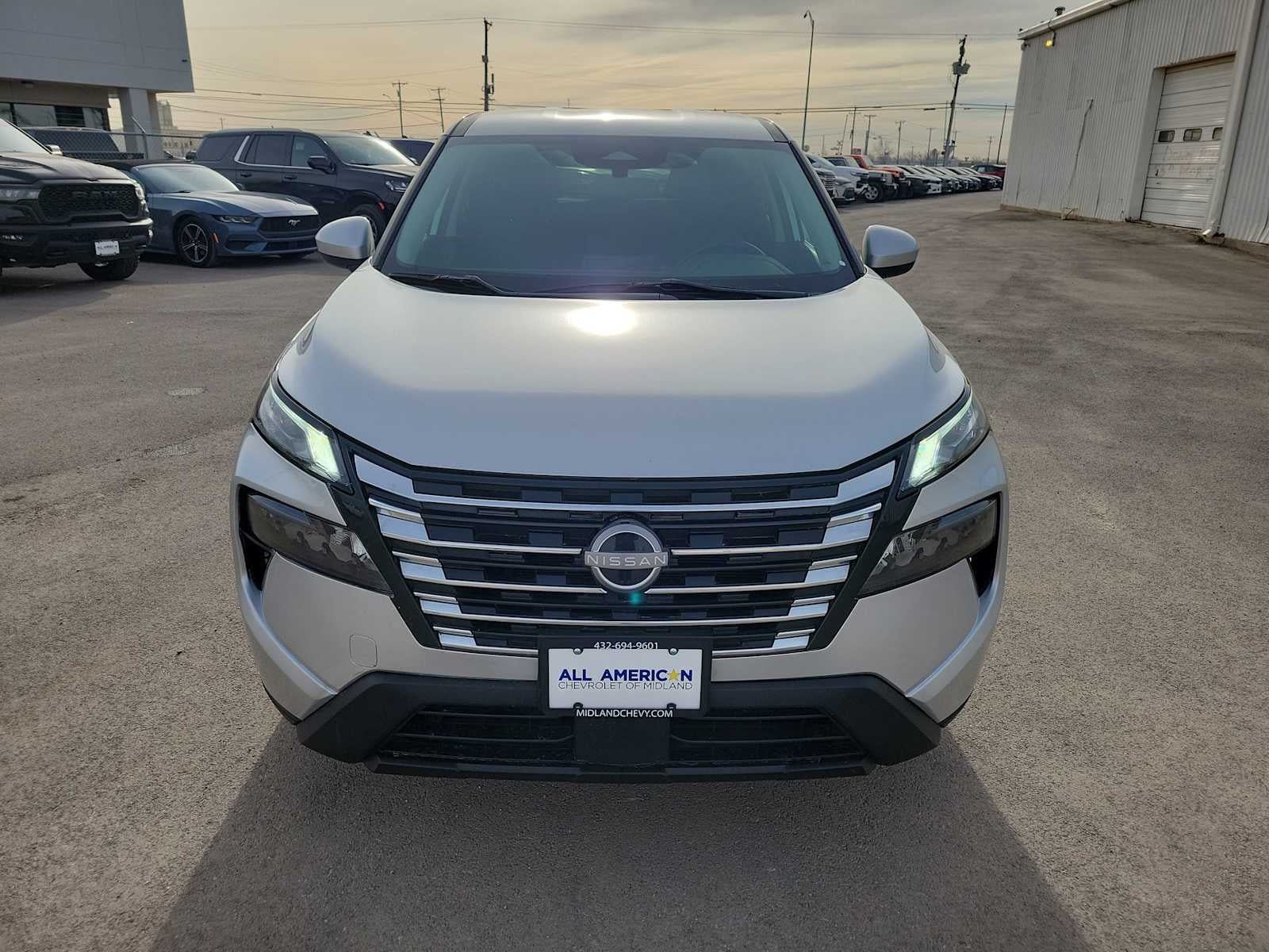 2024 Nissan Rogue SV