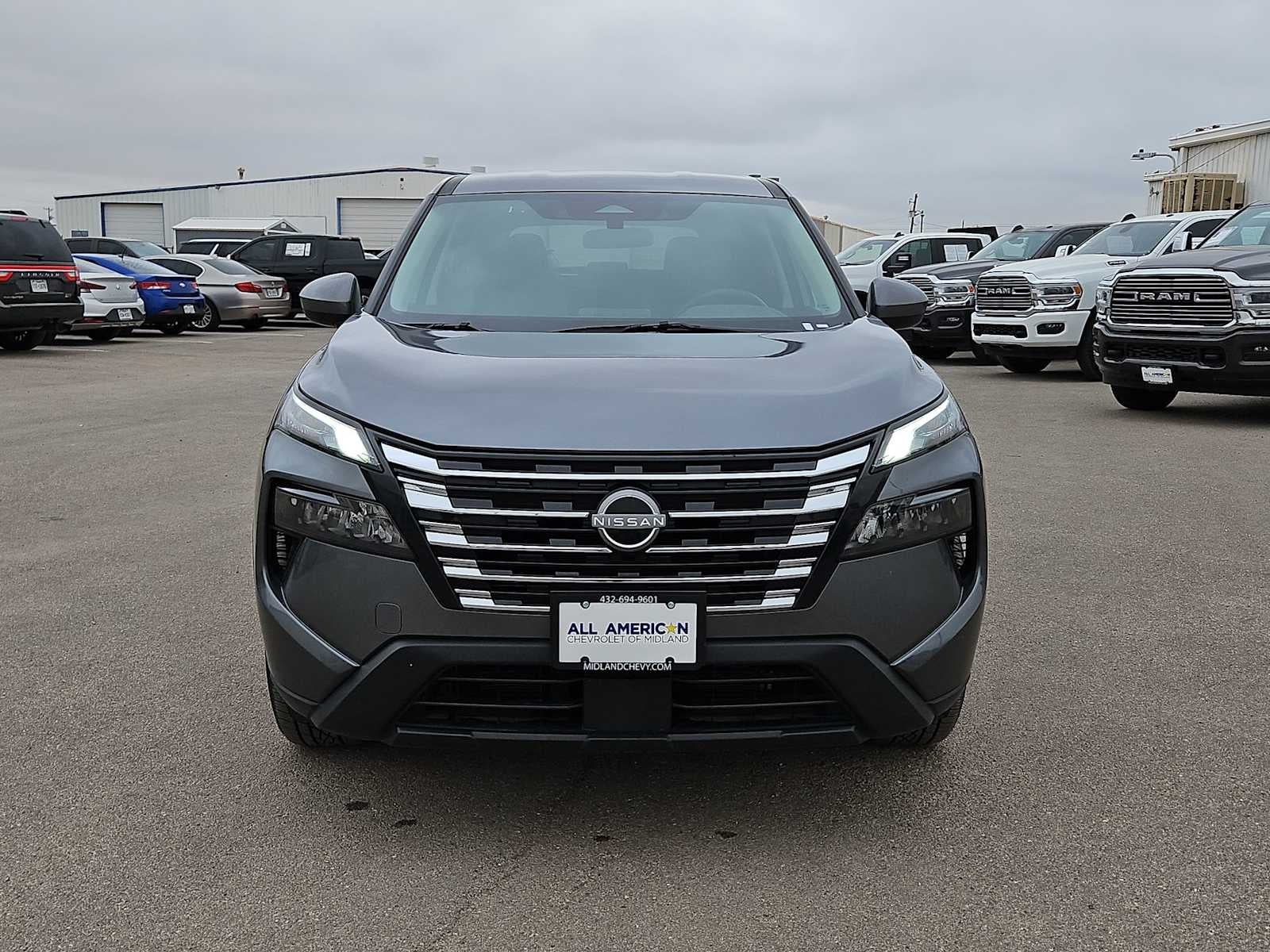 2025 Nissan Rogue SV