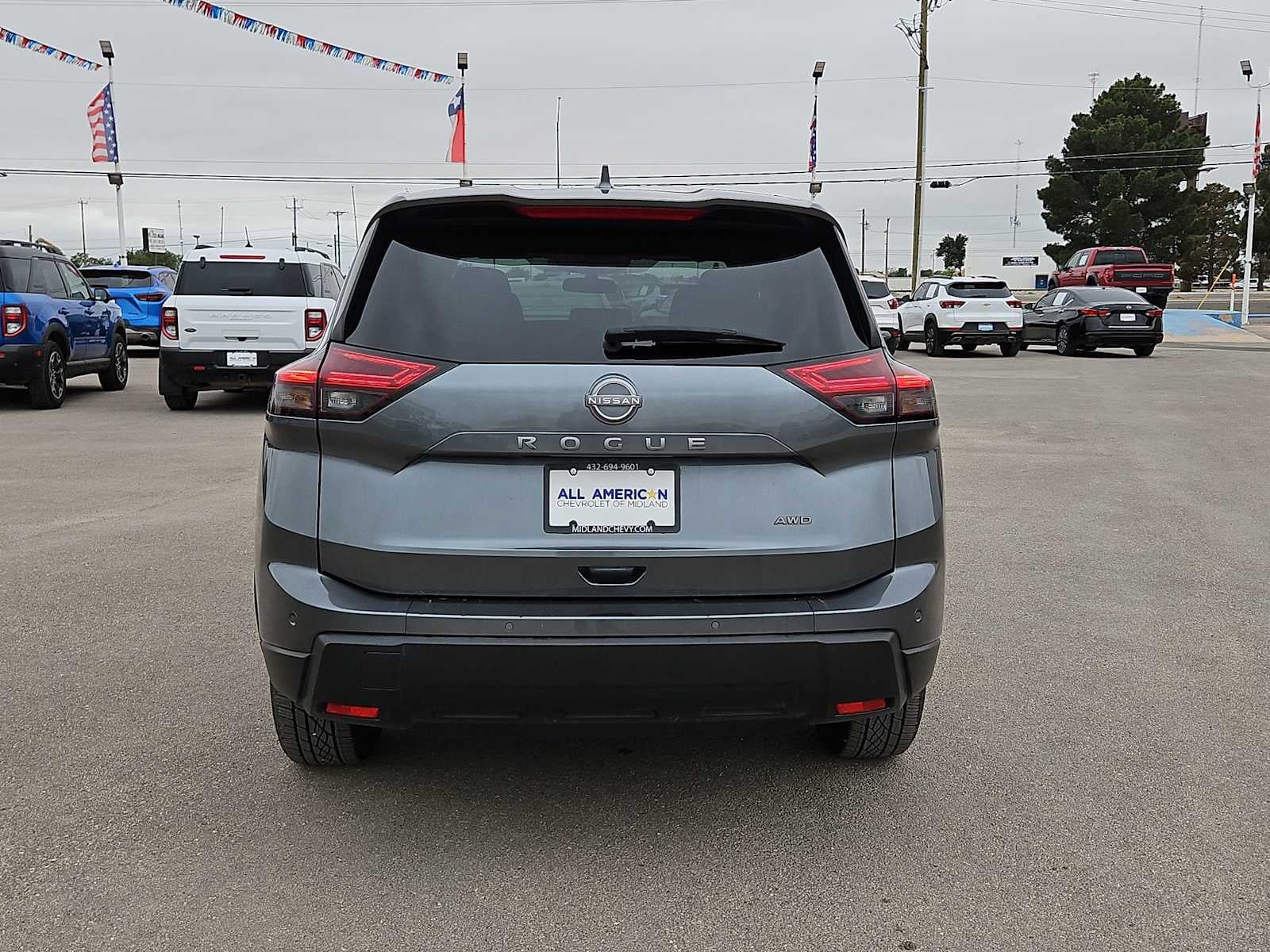 2025 Nissan Rogue SV