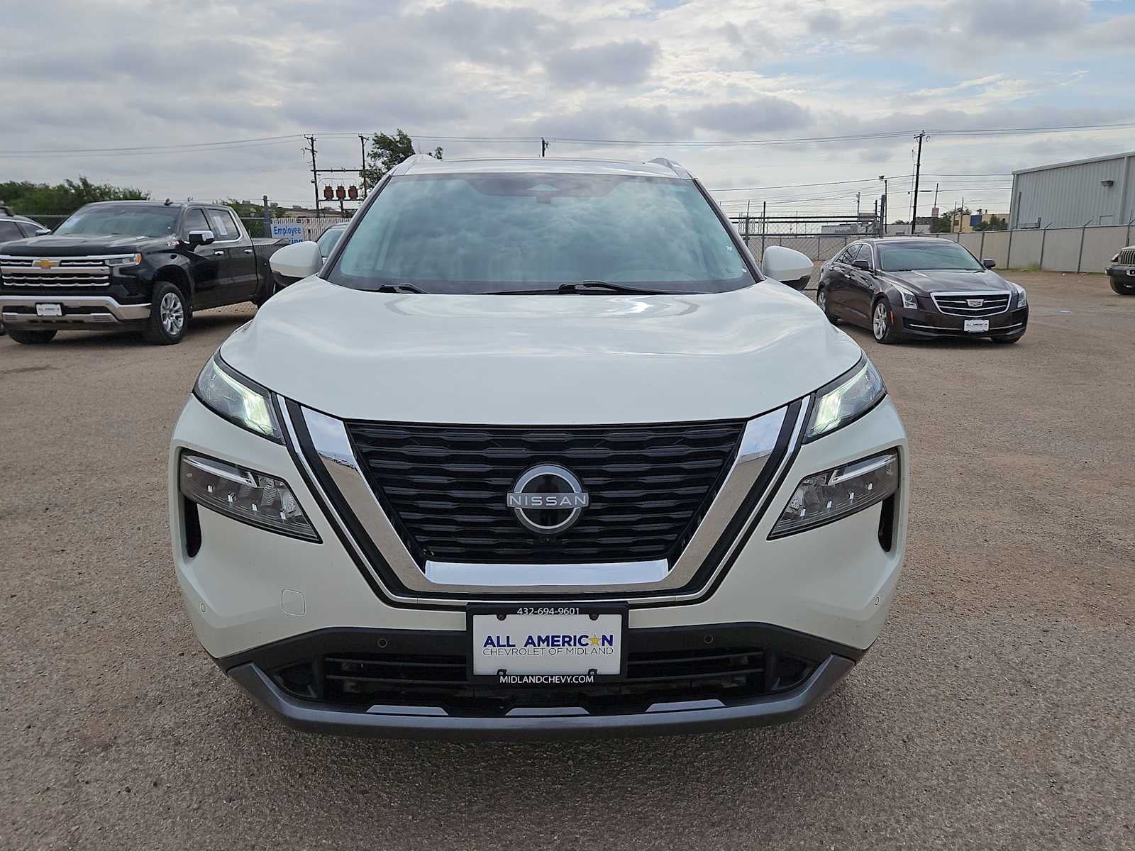 2023 Nissan Rogue SL