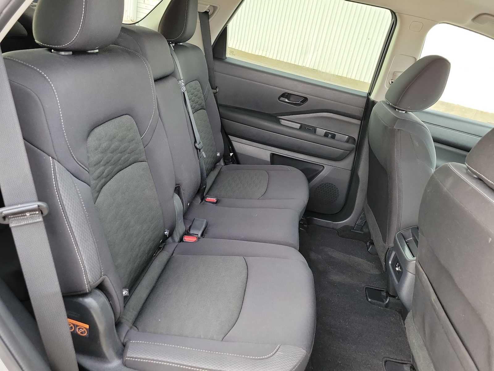 2024 Nissan Pathfinder S