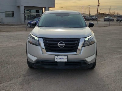 2024 Nissan Pathfinder S