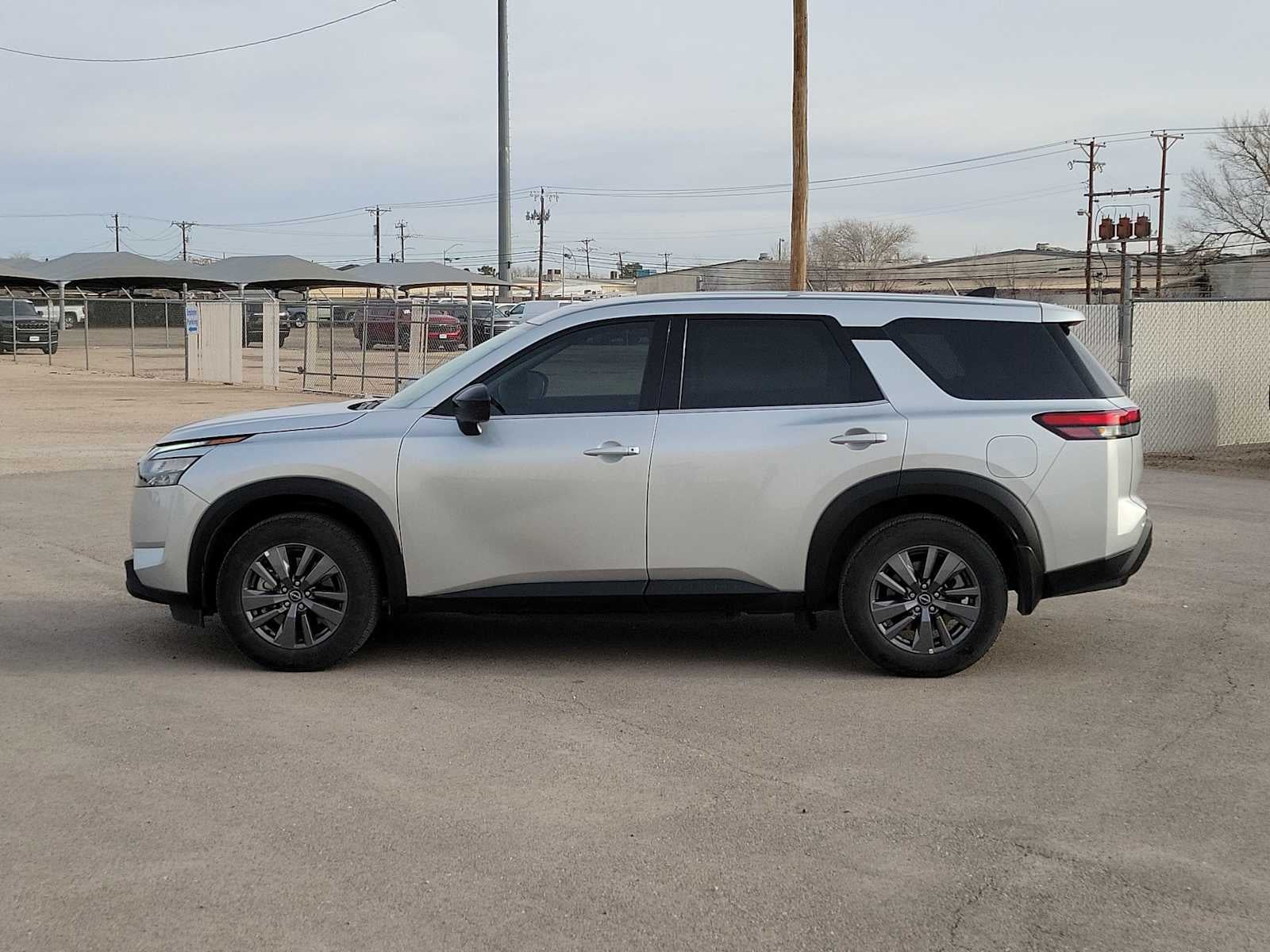 2024 Nissan Pathfinder S