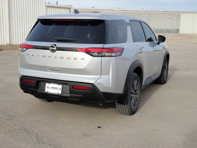 2024 Nissan Pathfinder S