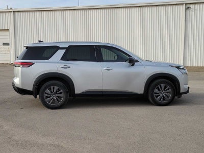 2024 Nissan Pathfinder S
