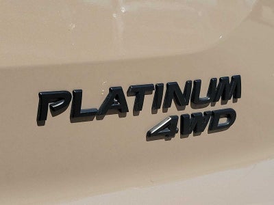 2025 Nissan Pathfinder Platinum