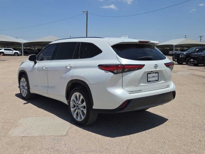 2023 Toyota Highlander L