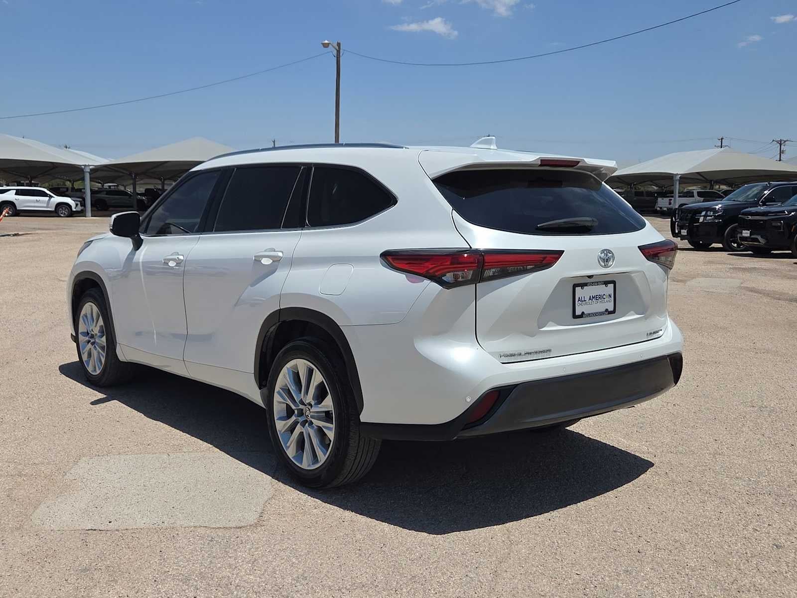 2023 Toyota Highlander L