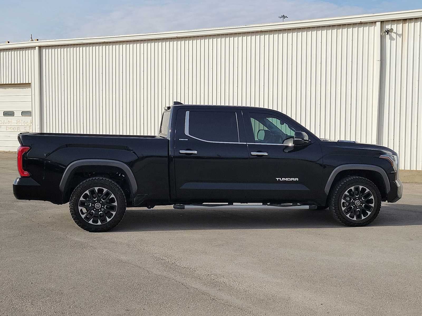 2023 Toyota Tundra 4WD Limited Hybrid