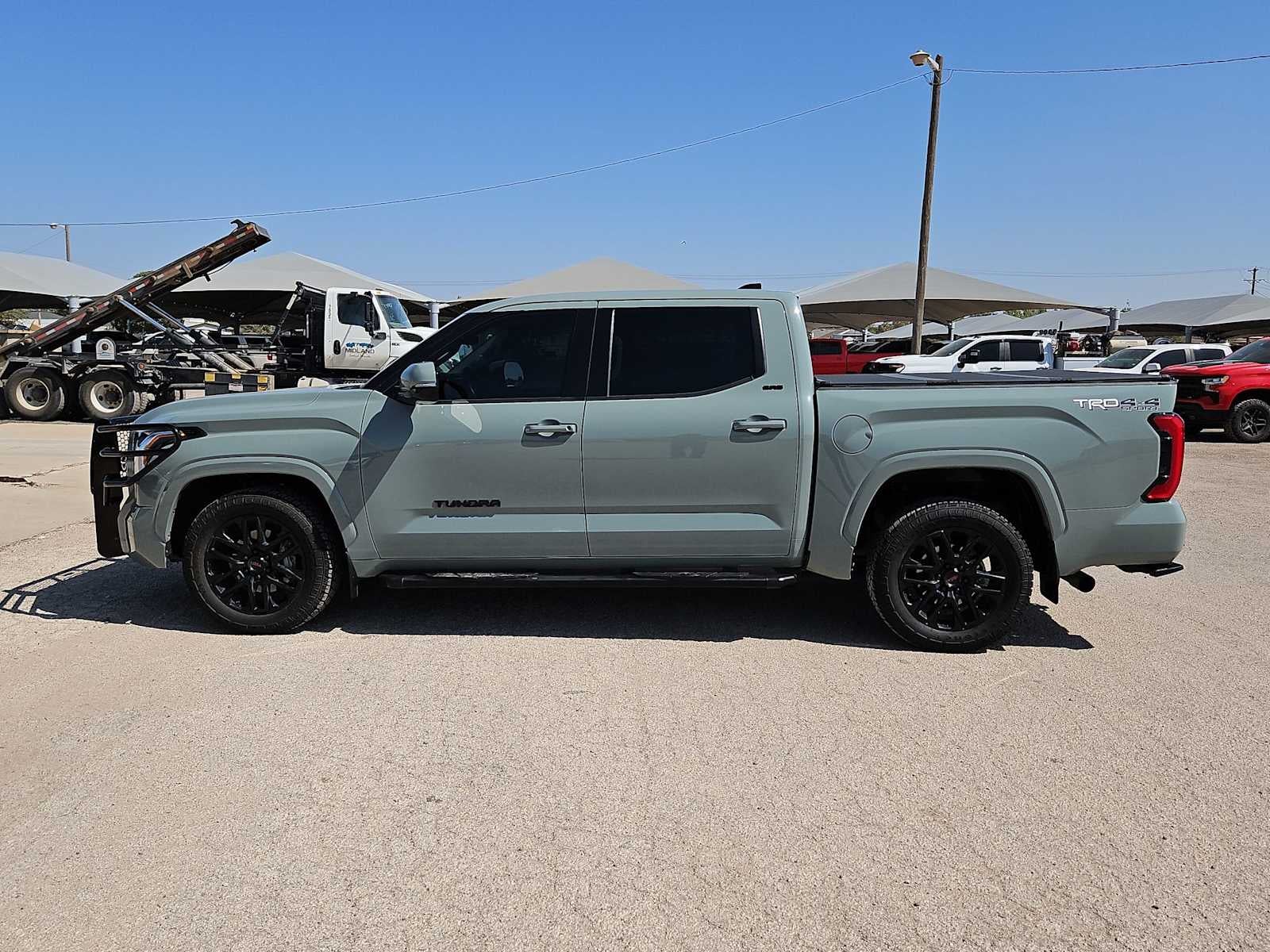 2023 Toyota Tundra 4WD SR5