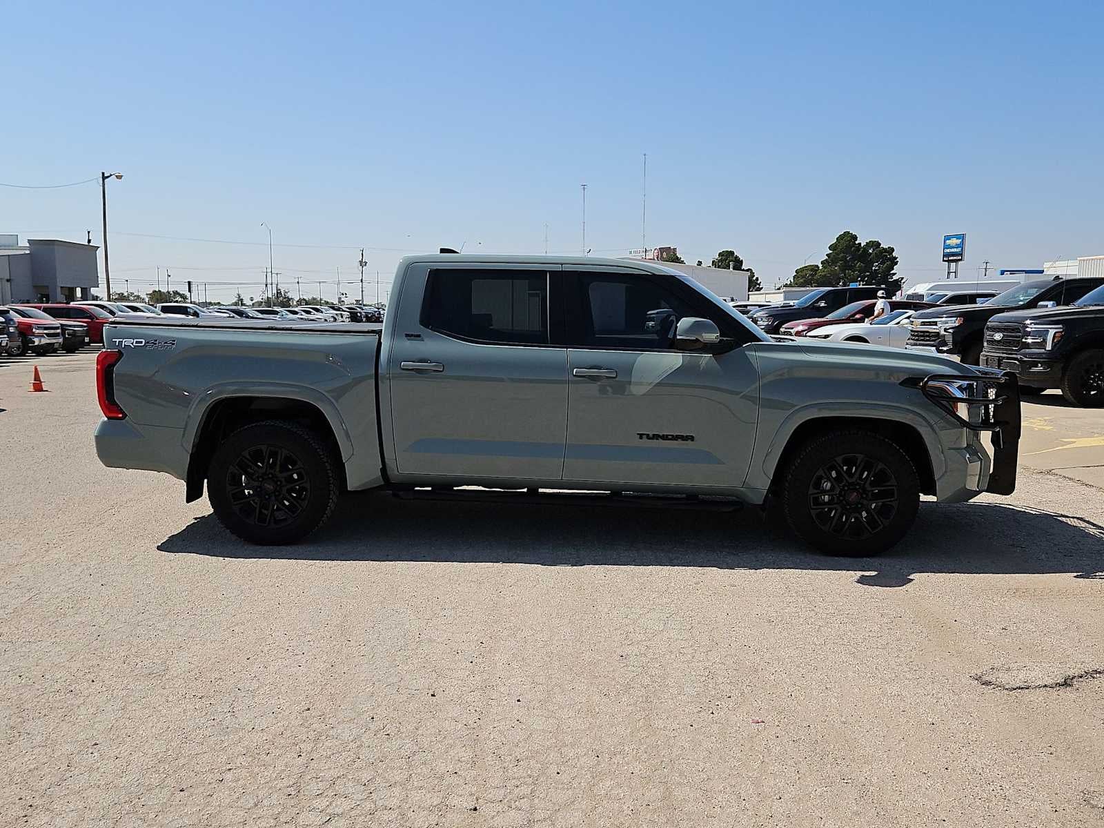 2023 Toyota Tundra 4WD SR5
