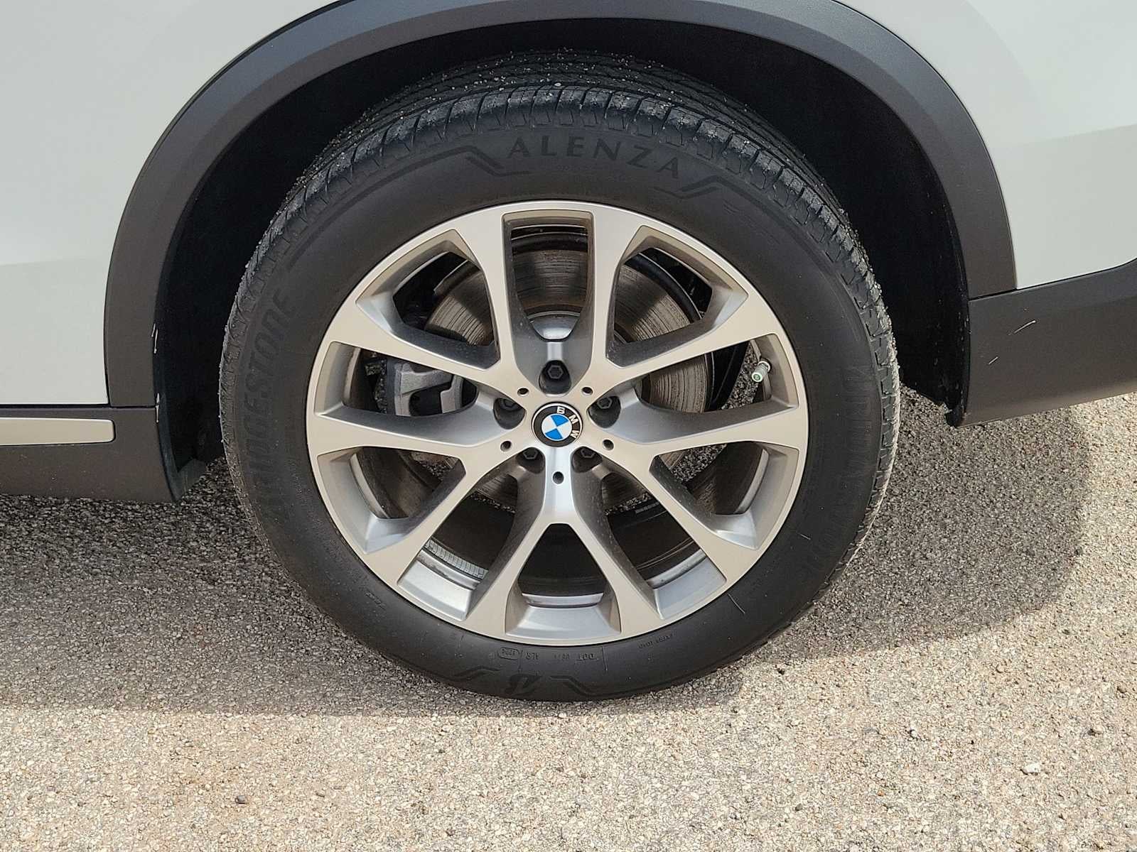2025 BMW X5 sDrive40i