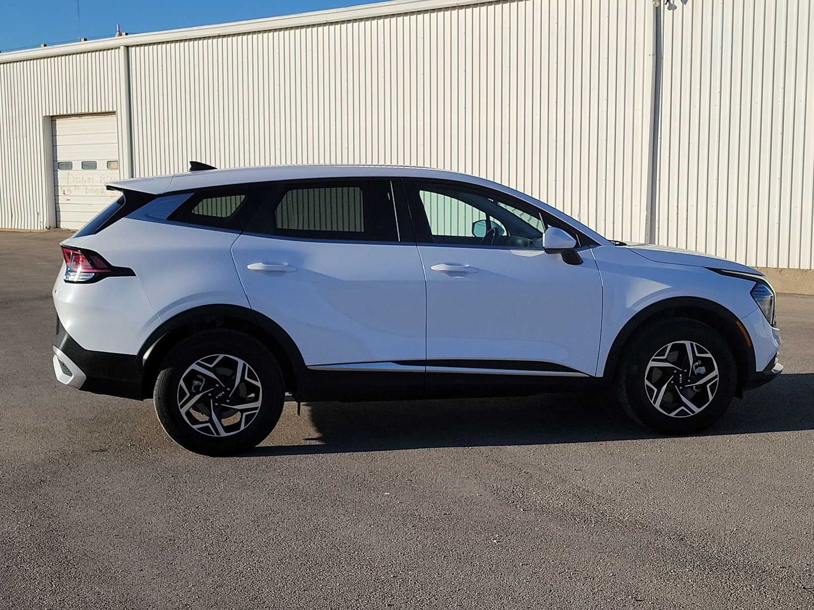 2025 Kia Sportage LX