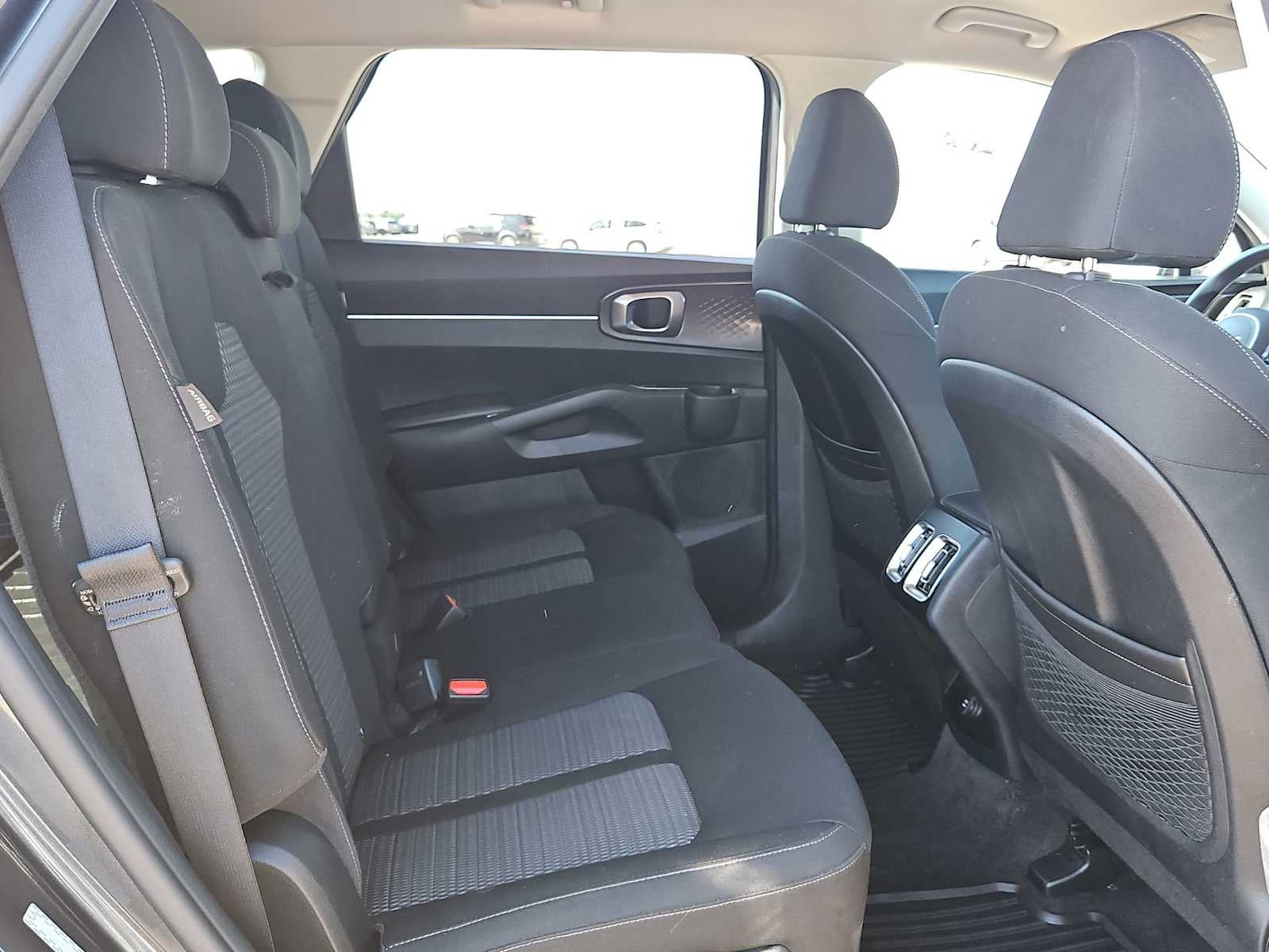 2024 Kia Sorento LX